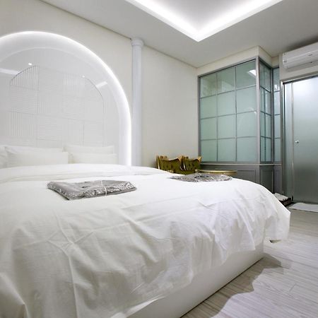 W Hotel 光明市 エクステリア 写真